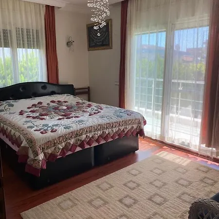 Gepflegte Mit Eigenem Pool Auf 370m² Und 2 Minuten Fussweg Zum Strand فيلة *