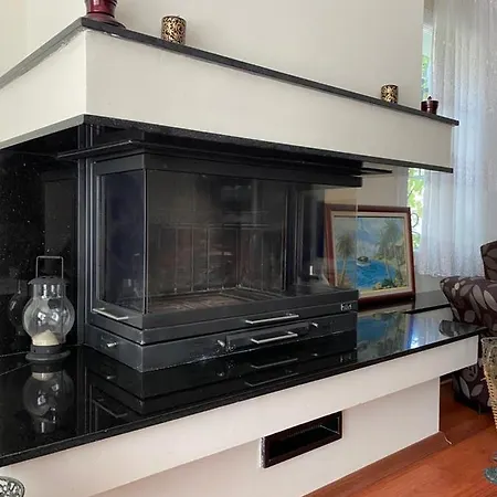 Gepflegte Mit Eigenem Pool Auf 370m² Und 2 Minuten Fussweg Zum Strand فيلة أورلا